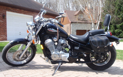 Motorcycle Picture of a 1996 Honda Shadow VLX VT600C