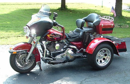 Motorcycle trike picture of a 1999 Harley-Davidson Electra Glide Classic w/Frankenstein Trike Conversion