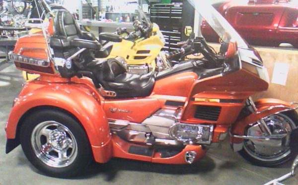 Motorcycle trike picture of a 1997 Honda Gold Wing 1500 Custom Trike