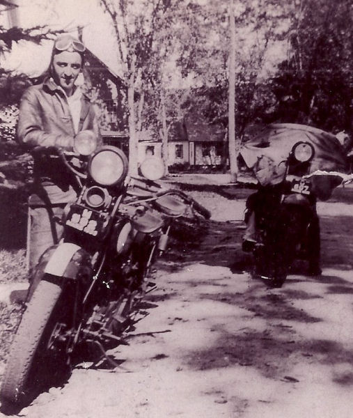 Motorcycle Picture of a 1930s Unknown Bike