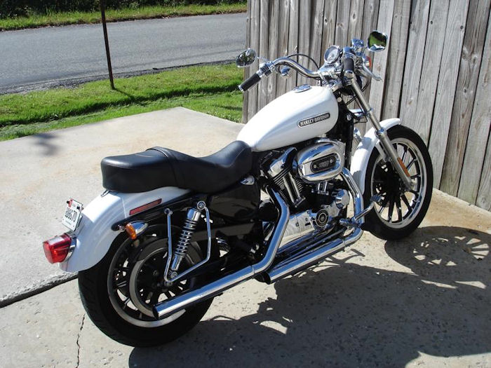 Motorcycle Picture of a 2006 Harley-Davidson Sportster XL1200 Low