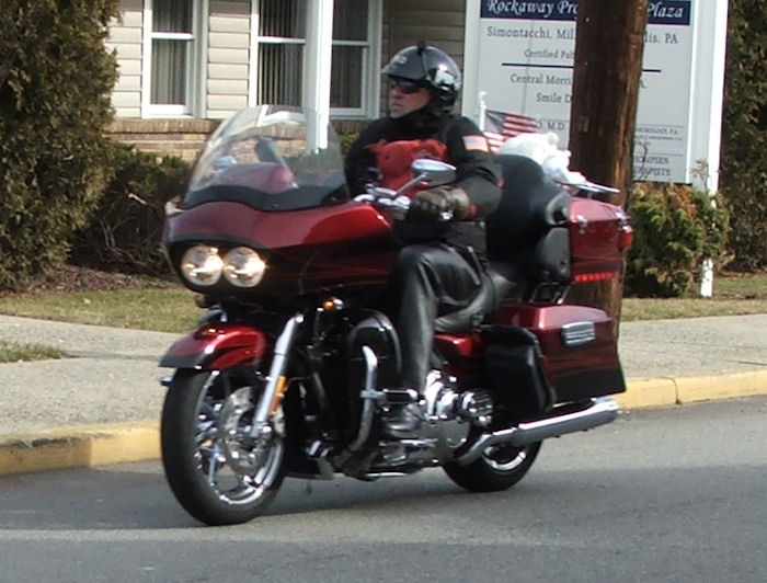 Motorcycle Picture of a 2011 Harley-Davidson Ultra Road Glide CVO