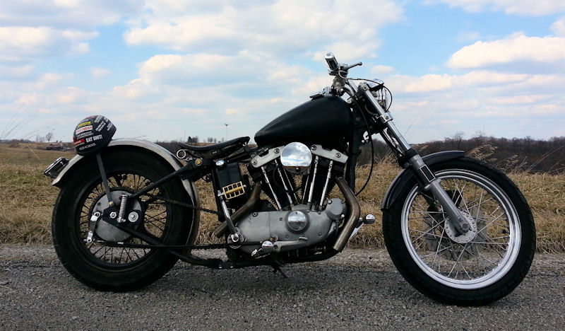 Motorcycle Picture of a 1975 Harley-Davidson Sportster