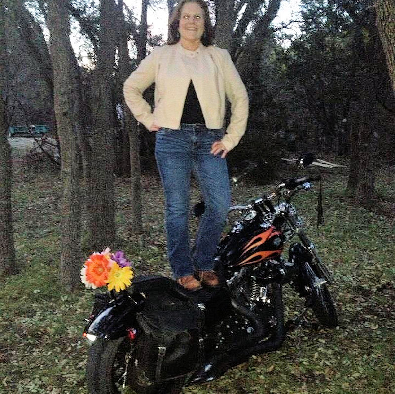 Women on Motorcycles Picture of a 2011 Harley-Davidson Dyna Wide Glide