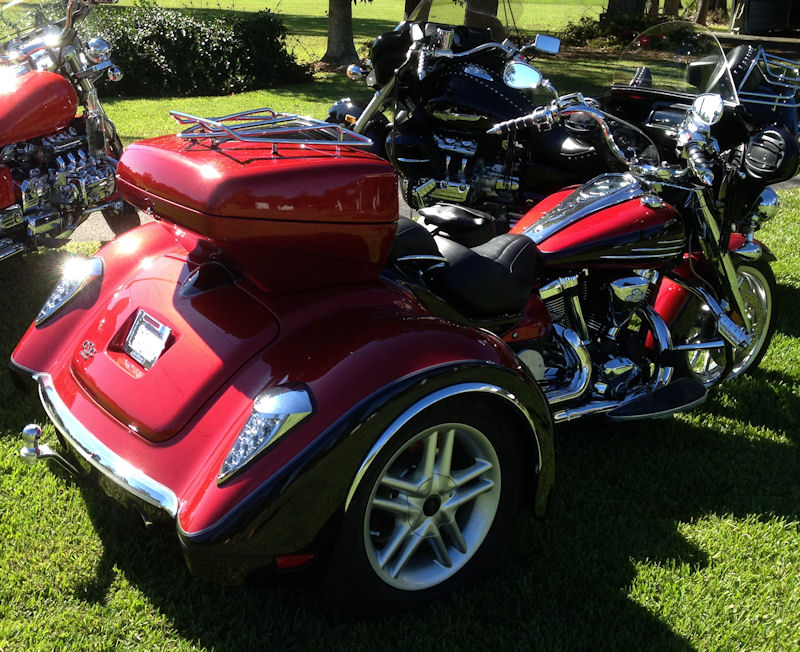 Motorcycle Picture of a 2006 Yamaha Roadliner with a 2013 CSC Trike Kit