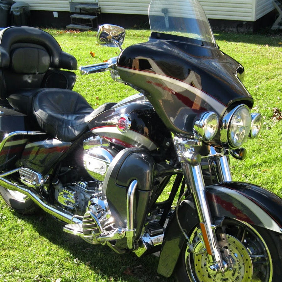 Motorcycle Picture of a 2006 Harley-Davidson Screaming Eagle Ultra Classic
