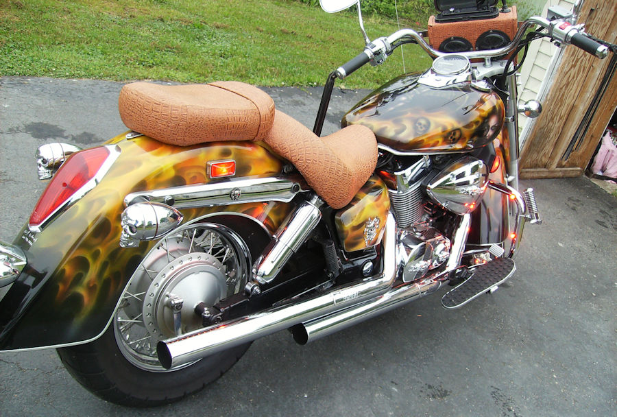 Motorcycle Picture of a 2005 Honda Shadow VT750