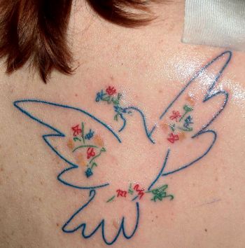 This is my tattoo, a custom piece, Picasso's "Colombe Avec Fleurs" (Dove 