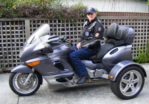 Motorcycle trike picture of a 2000 BMW K1200LT trike