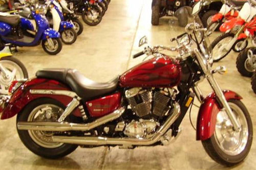 Motorcycle Picture of a 2003 Honda Shadow Sabre 1100C2