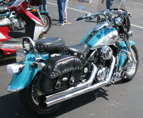 Motorcycle Picture of a 1996 Kawasaki Vulcan 800 Classic