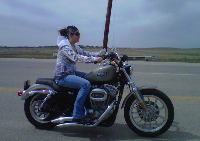 Motorcycle Picture of the Week for Women - 2008 Harley-Davidson Sportster XL883L