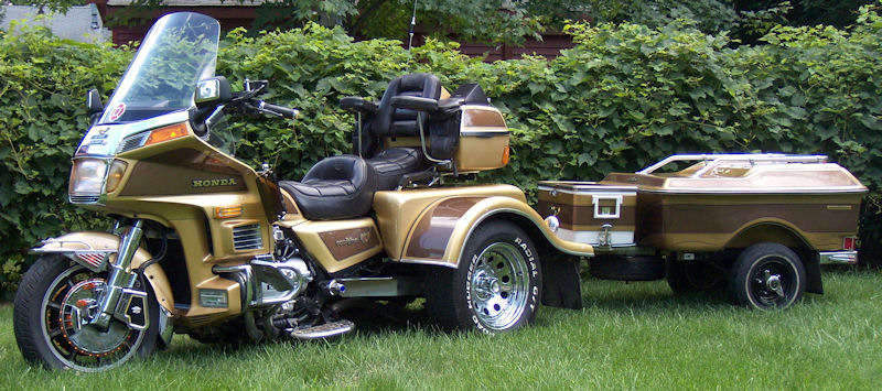 Motorcycle Picture of the Week for Trikes Only - 1985 Honda Limited Edition GL1200 w/Tri-Wing conversion and pull behind touring trailer