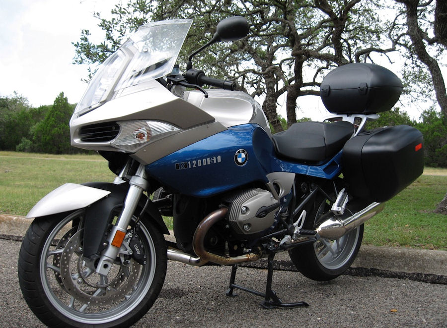 Motorcycle Picture of the Month for June, 2015 - BMW R1200ST
