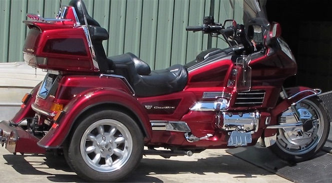 Motorcycle Picture of the Month for February, 2017 - 2000 Honda Gold Wing GL1500SE