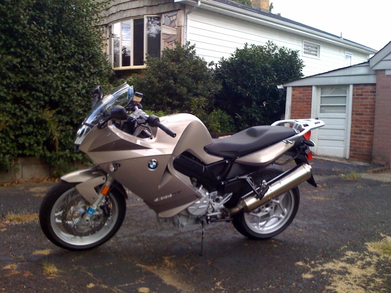 Motorcycle picture of a 2009 BMW F800ST